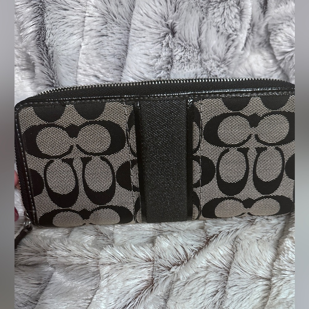Coach CC Logo Jacquard Trifold Wallet Black Canvas - Picture 4 of 5
